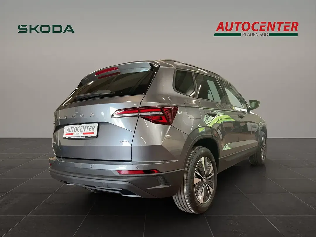Skoda Karoq - Thumbnail 4