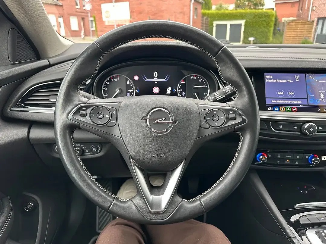 Opel Insignia - Thumbnail 10
