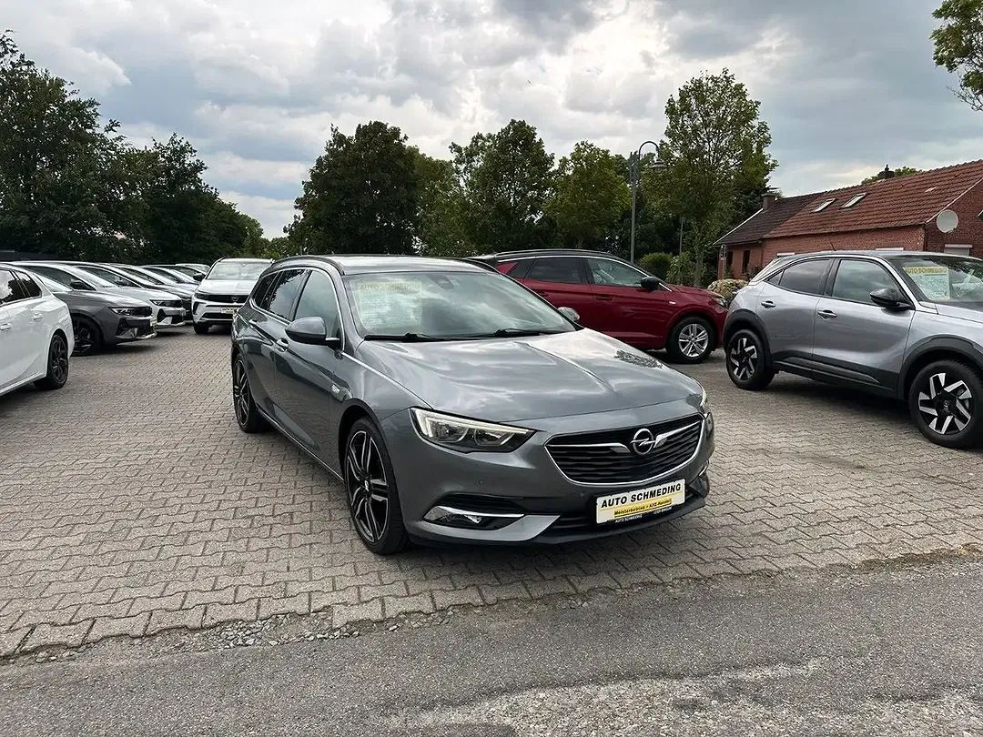 Opel Insignia - Thumbnail 2