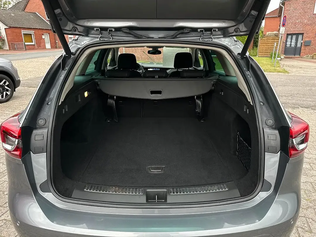 Opel Insignia - Thumbnail 24