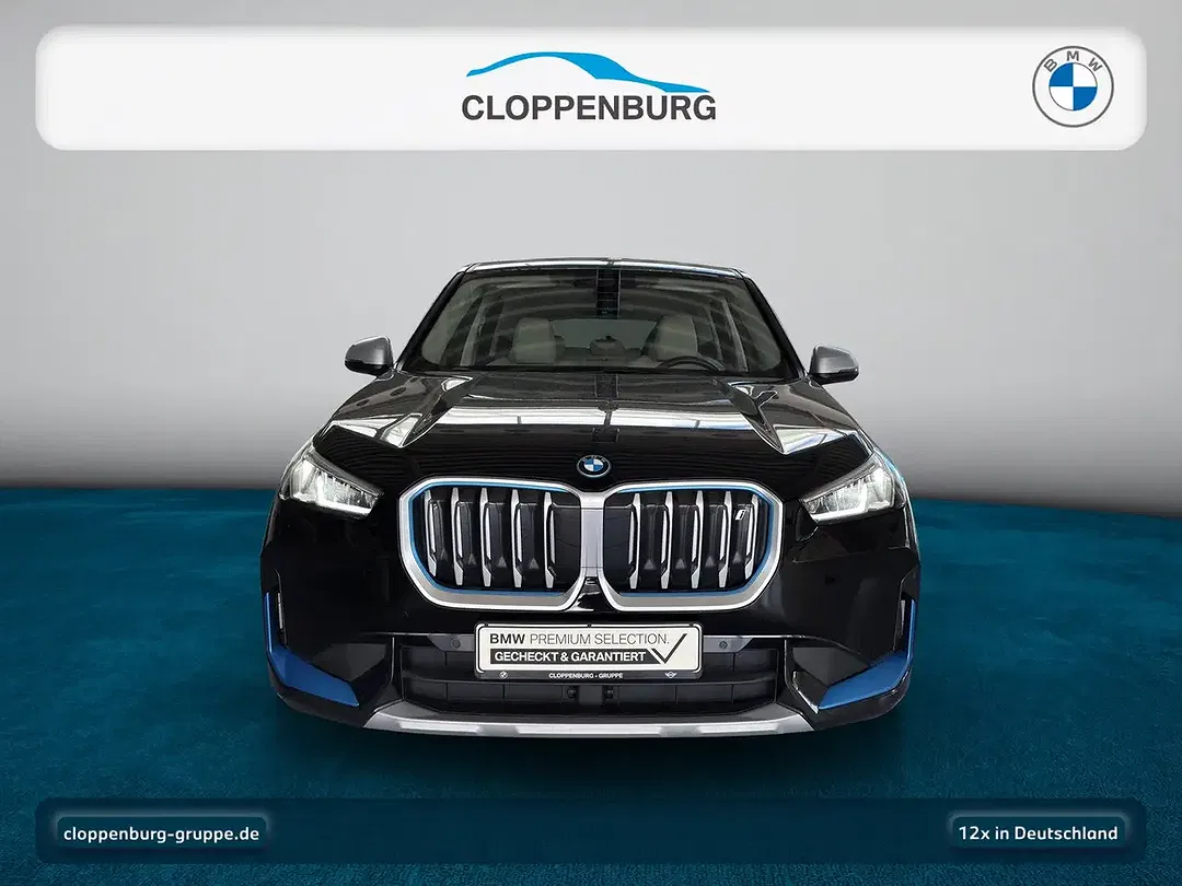BMW iX1 - Thumbnail 9