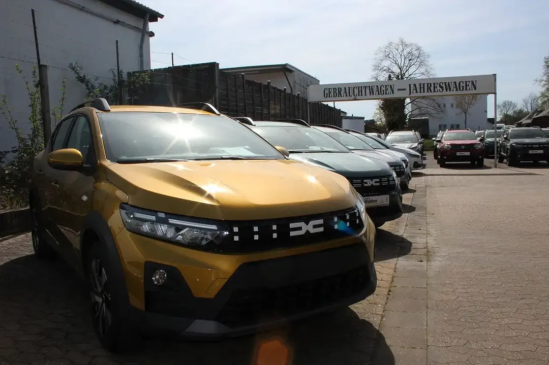 Dacia Sandero - Thumbnail 3