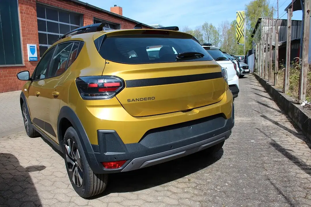 Dacia Sandero - Thumbnail 4