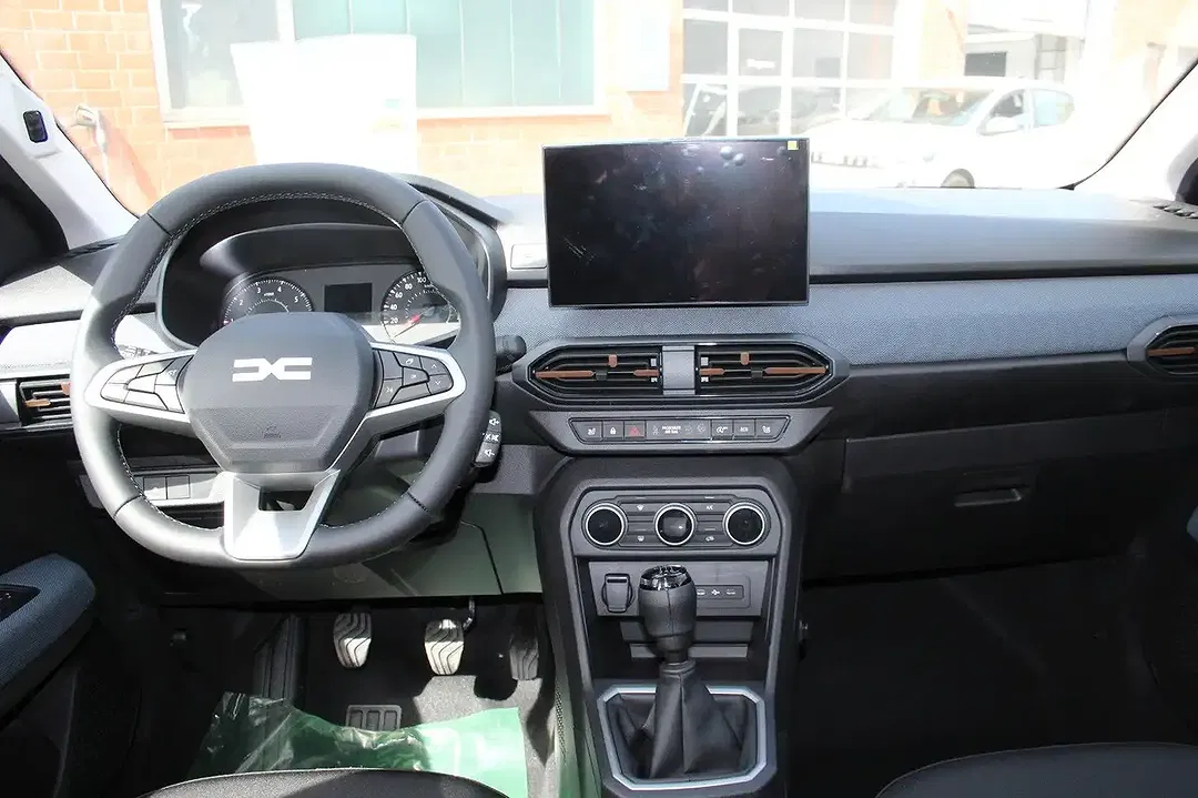 Dacia Sandero - Thumbnail 6