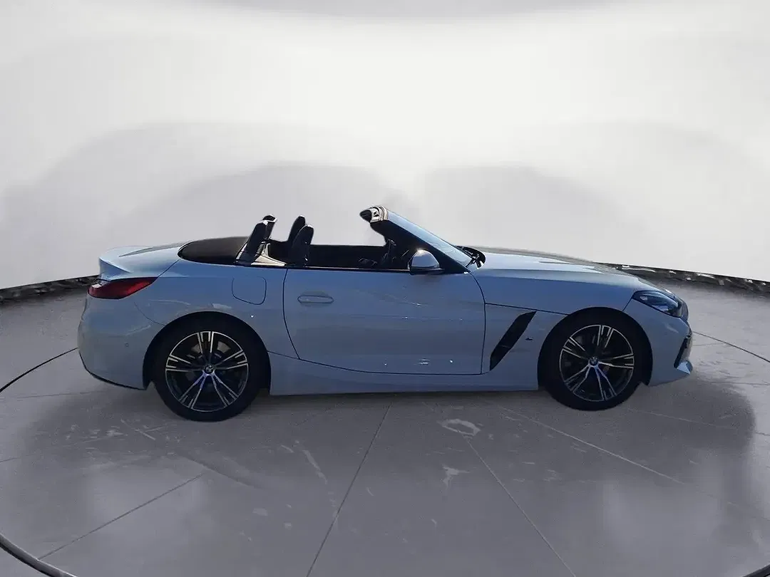 BMW Z4 - Thumbnail 5