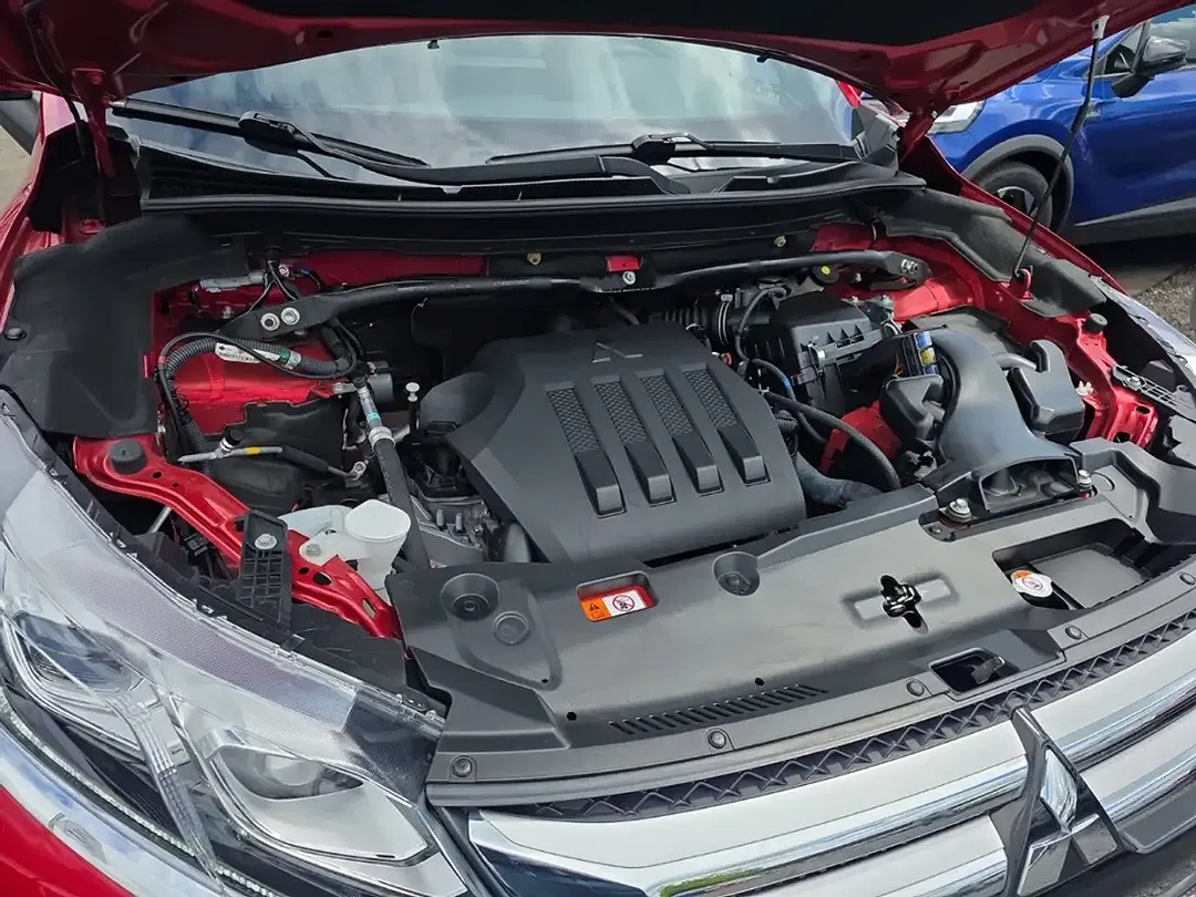 Mitsubishi Eclipse Cross - Thumbnail 5