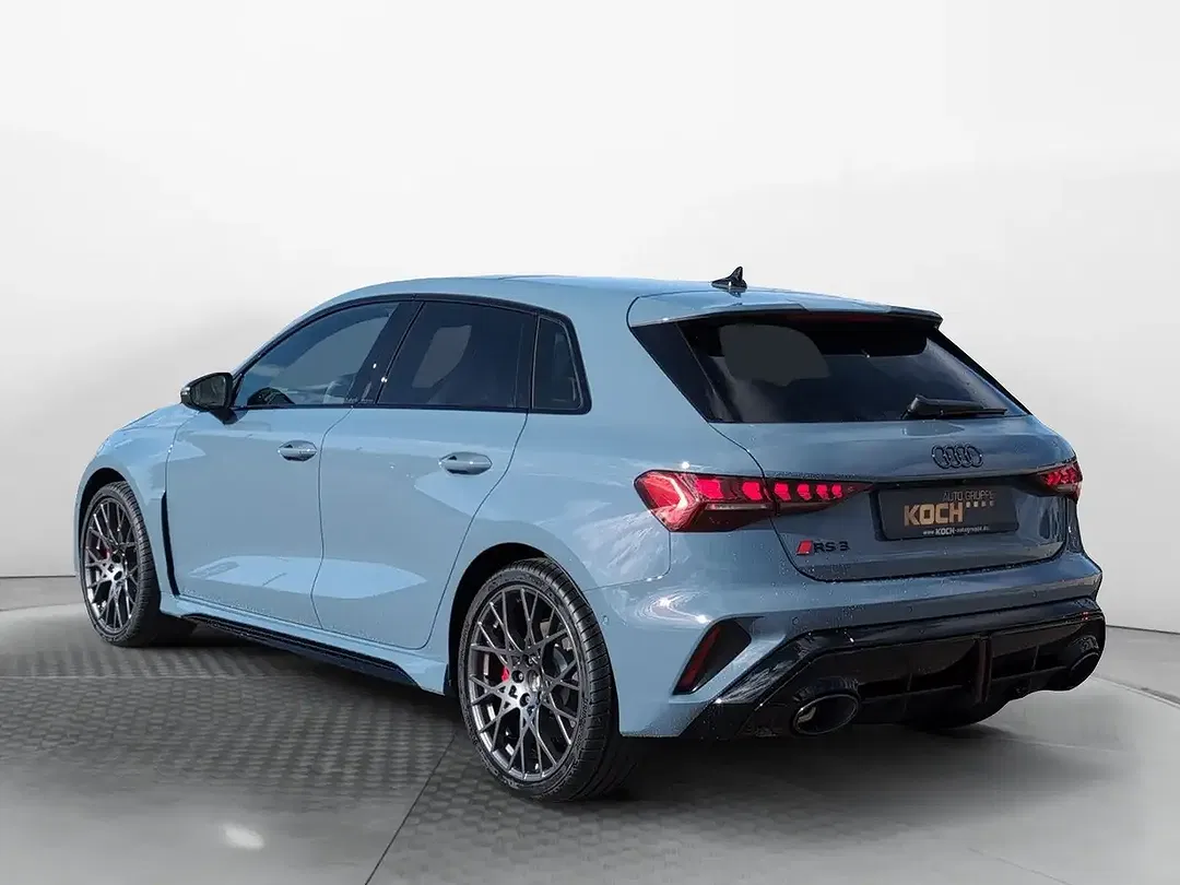 Audi RS3 - Thumbnail 3