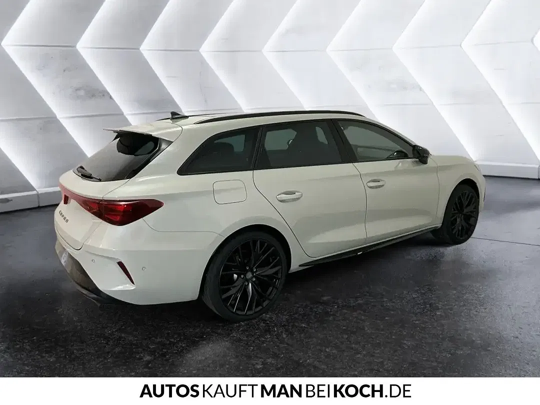CUPRA Leon - Thumbnail 4
