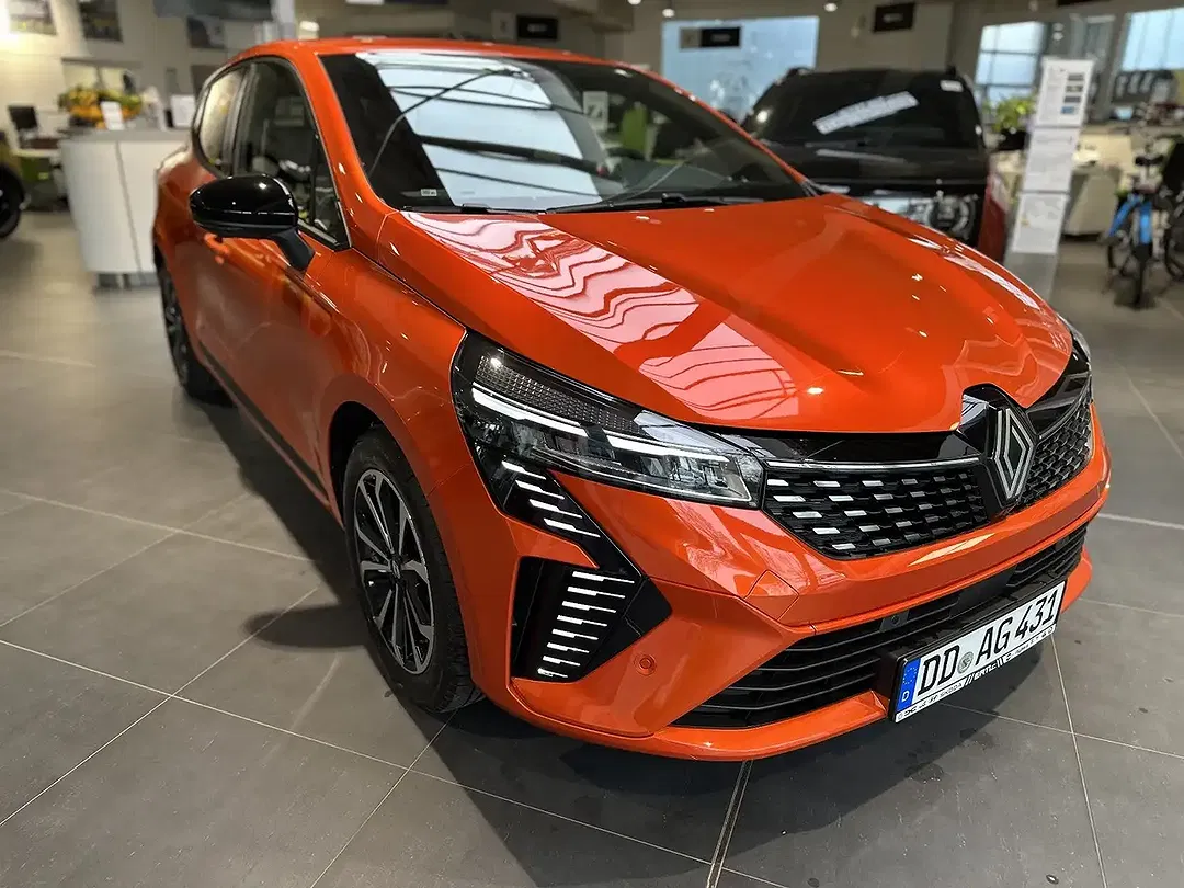 Renault Clio - Thumbnail 5