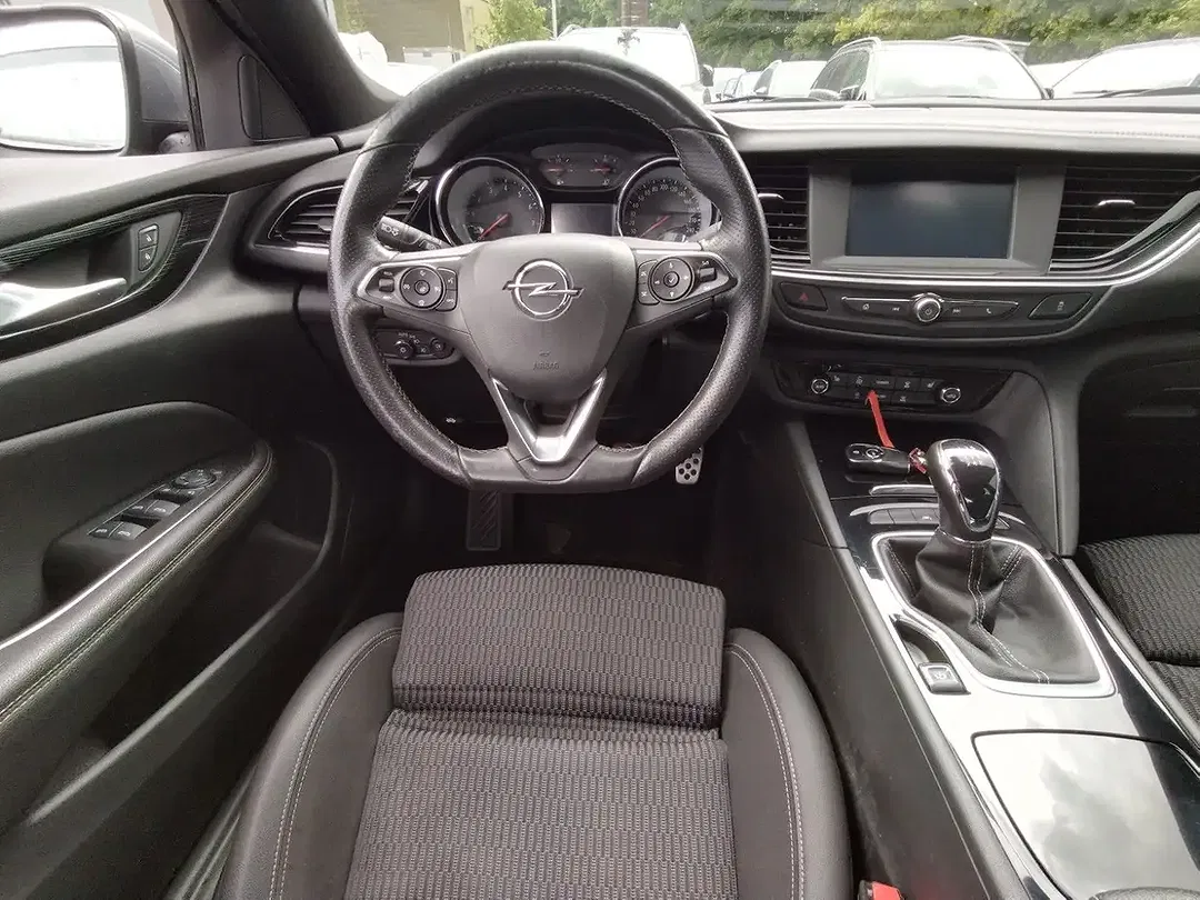 Opel Insignia - Thumbnail 13