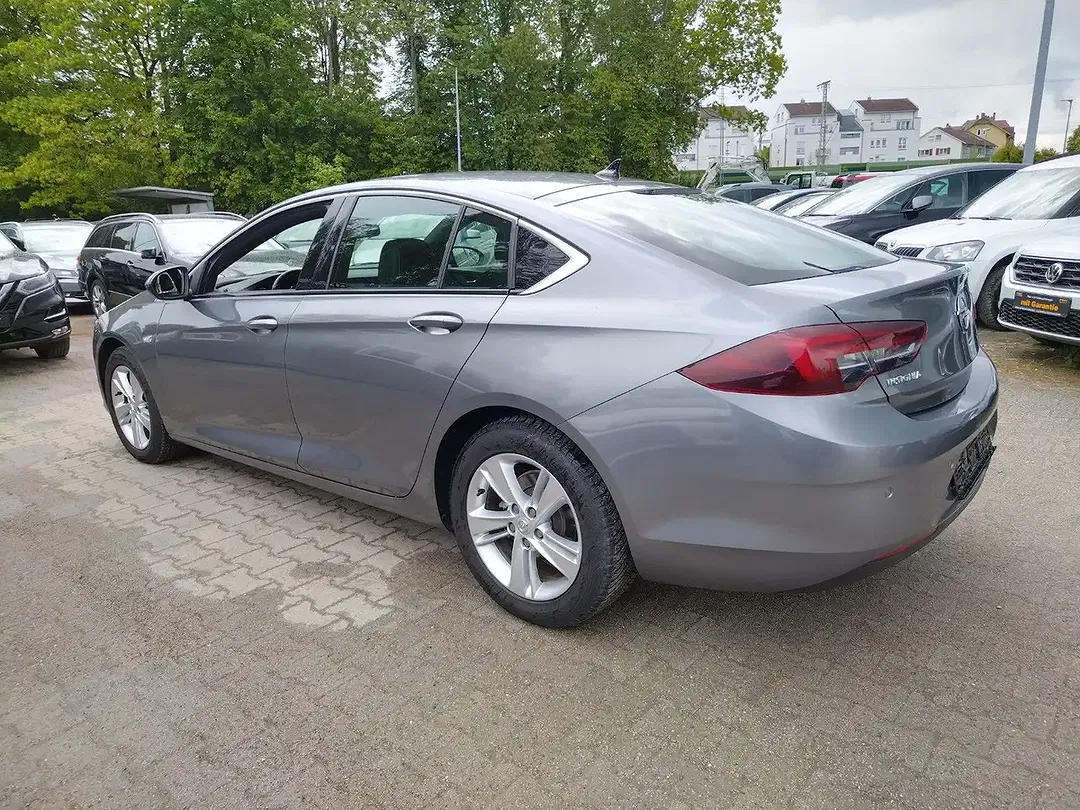 Opel Insignia - Thumbnail 4