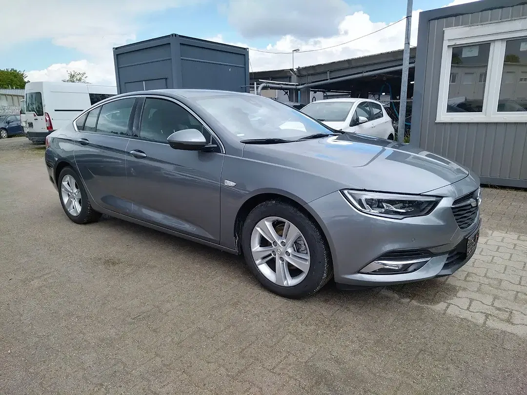 Opel Insignia - Thumbnail 8