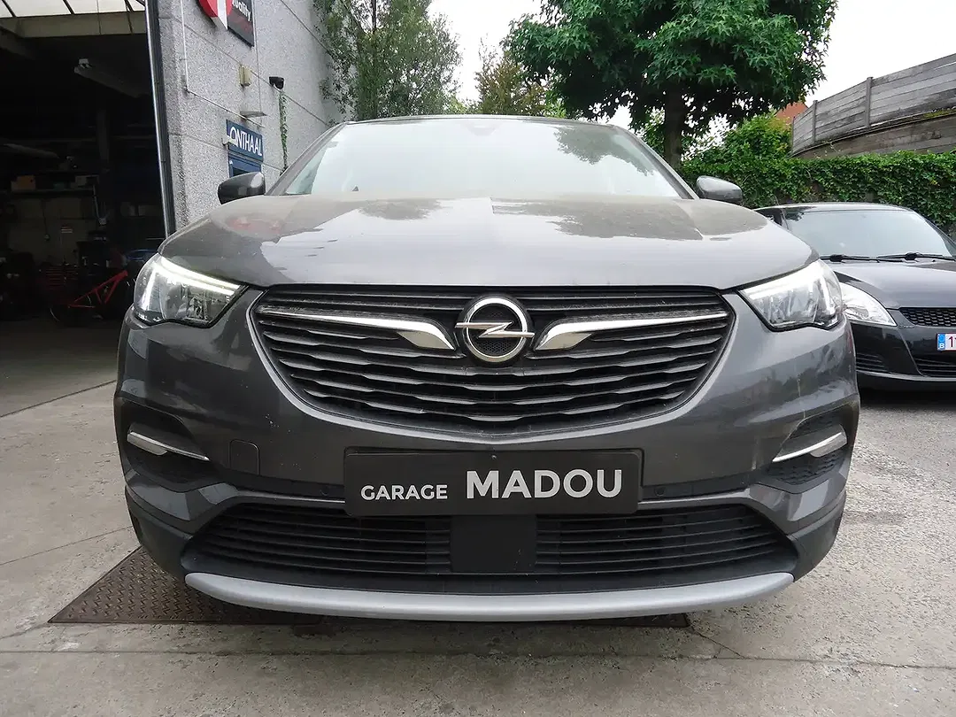 Opel Grandland X - Thumbnail 3
