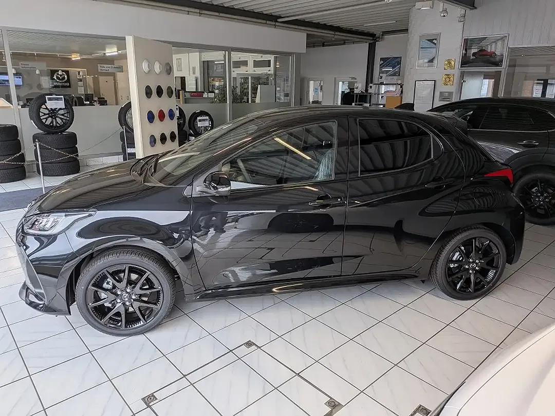 Mazda 2 - Thumbnail 4