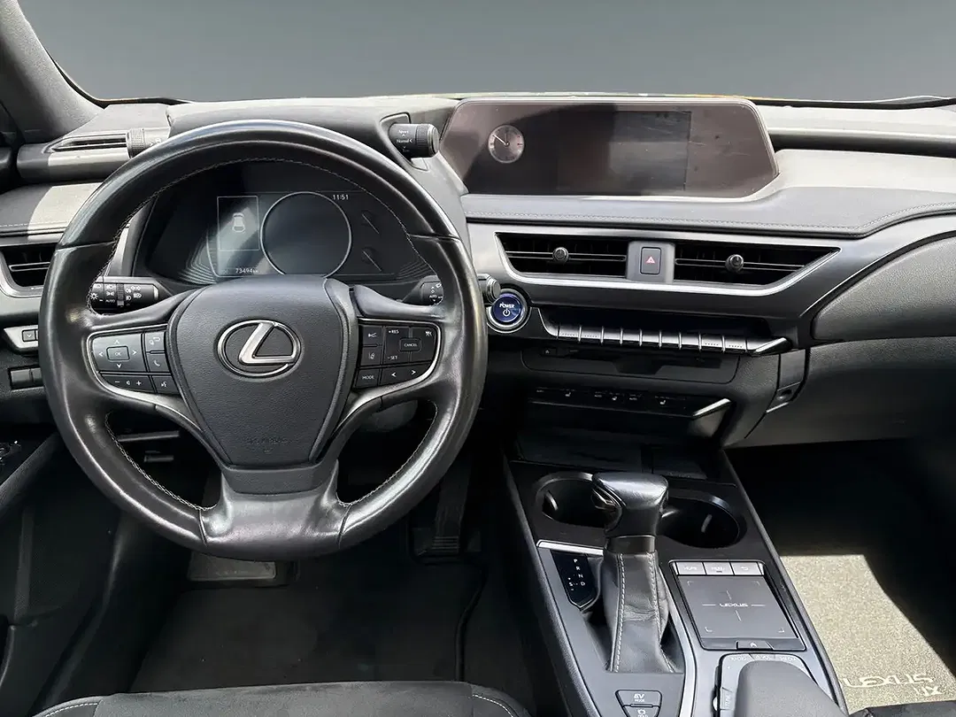 Lexus UX 250h - Thumbnail 10