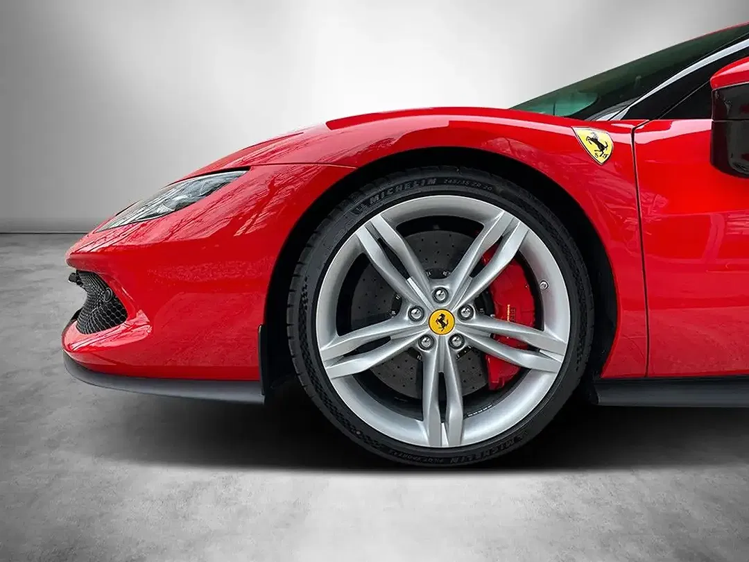 Ferrari 296 GTB - Thumbnail 11