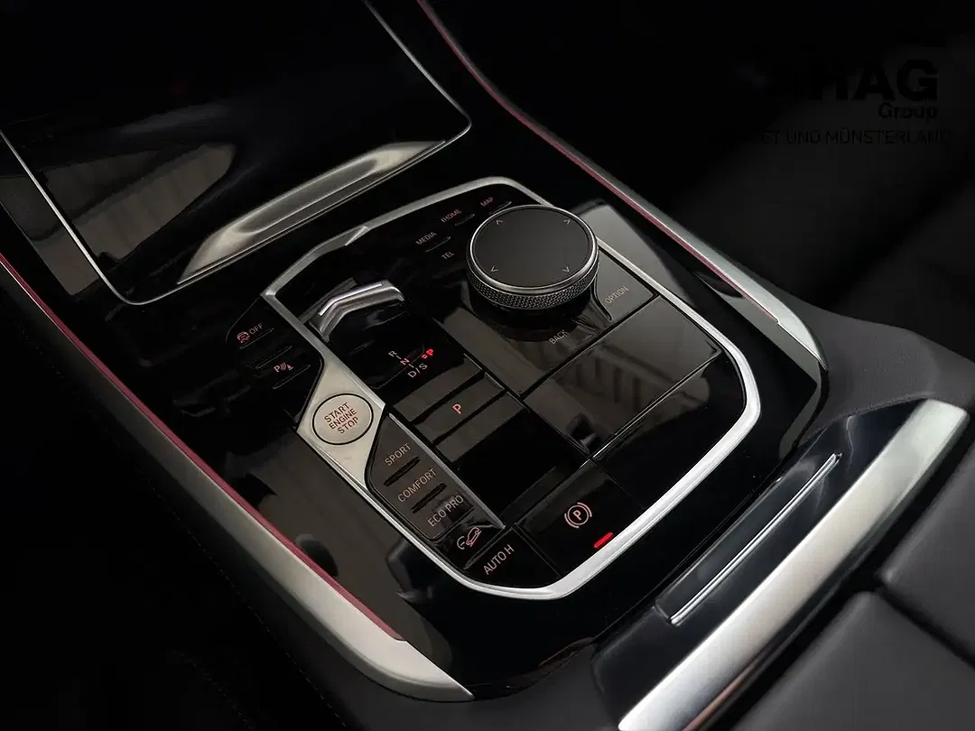 BMW X5 - Thumbnail 10