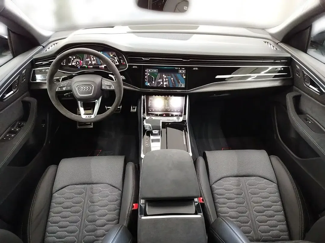 Audi RS Q8 - Thumbnail 11