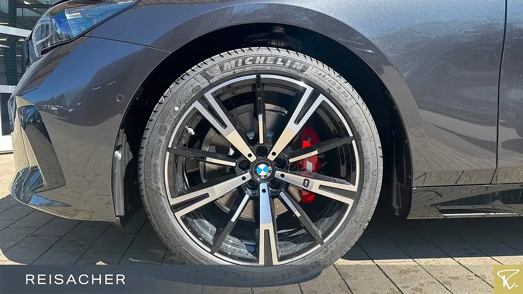 BMW 520 - Thumbnail 3