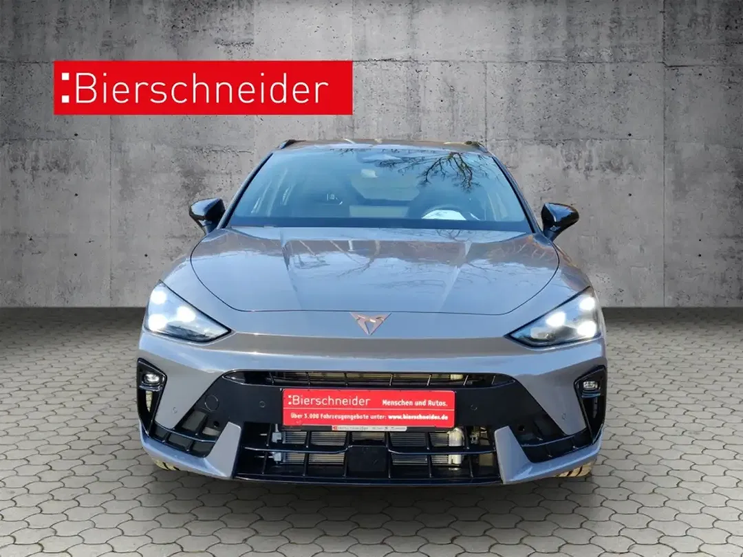 CUPRA Leon - Thumbnail 3