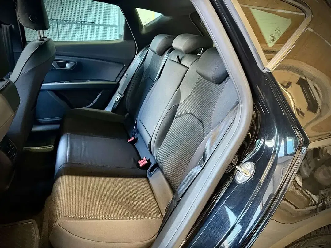 SEAT Leon - Thumbnail 10