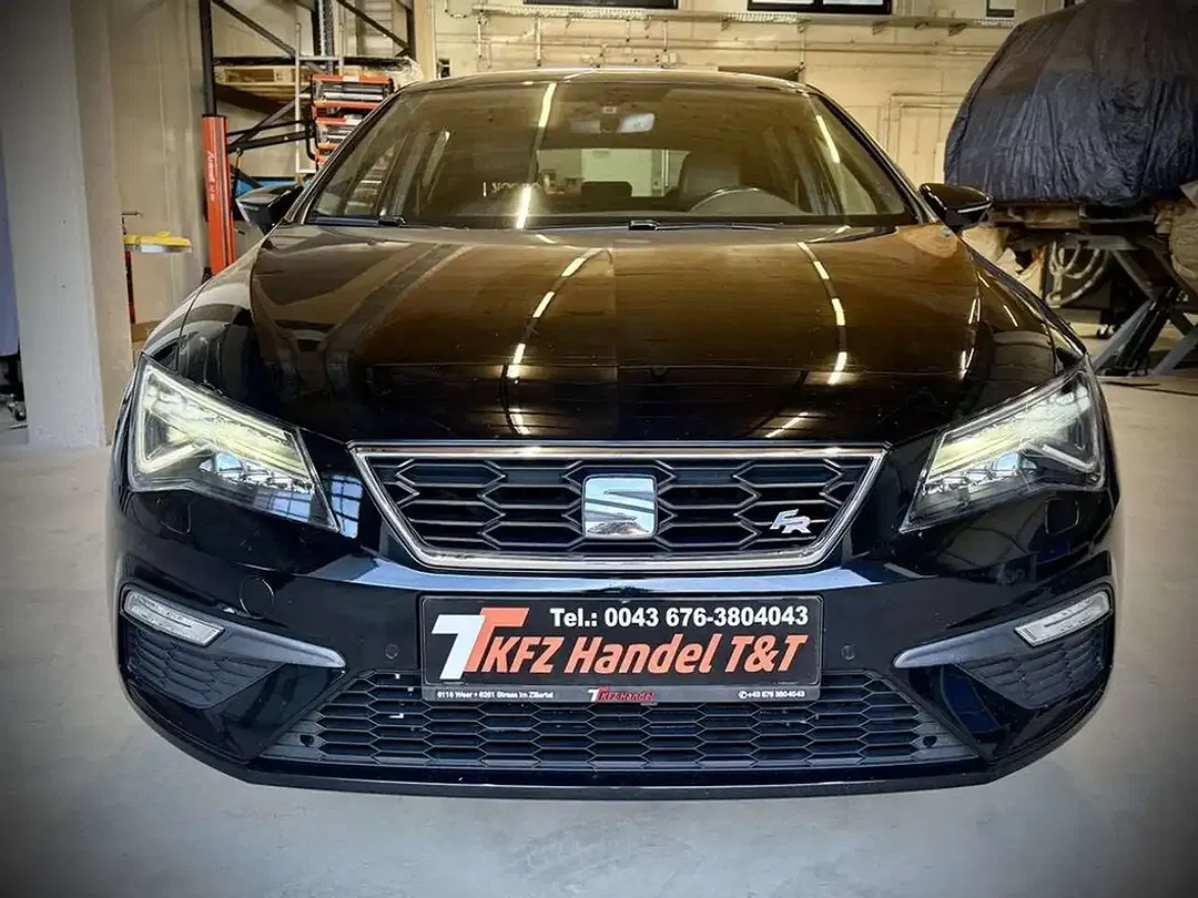 SEAT Leon - Thumbnail 3
