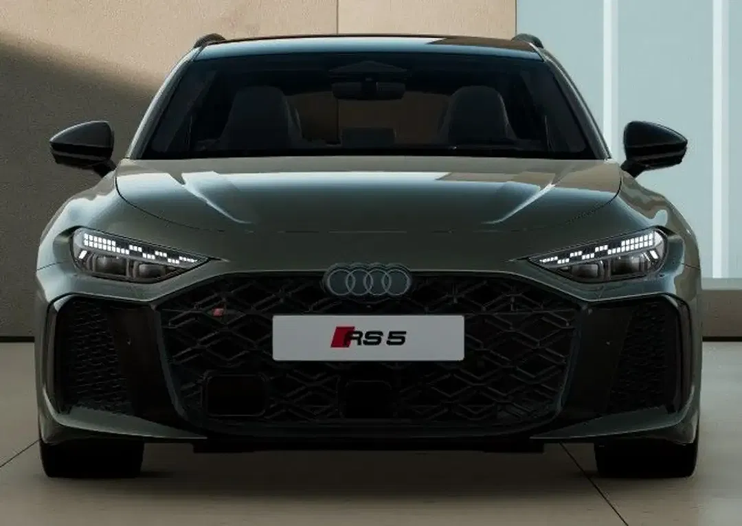 Audi RS5 - Thumbnail 4