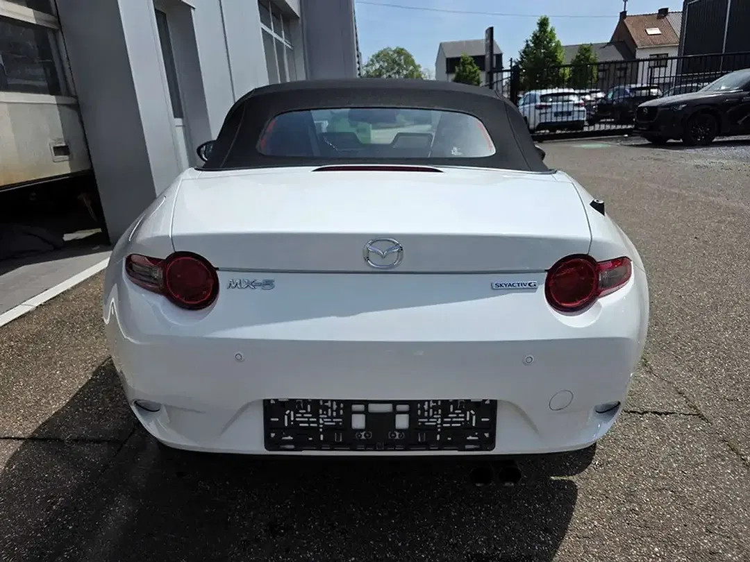 Mazda MX-5 - Thumbnail 6