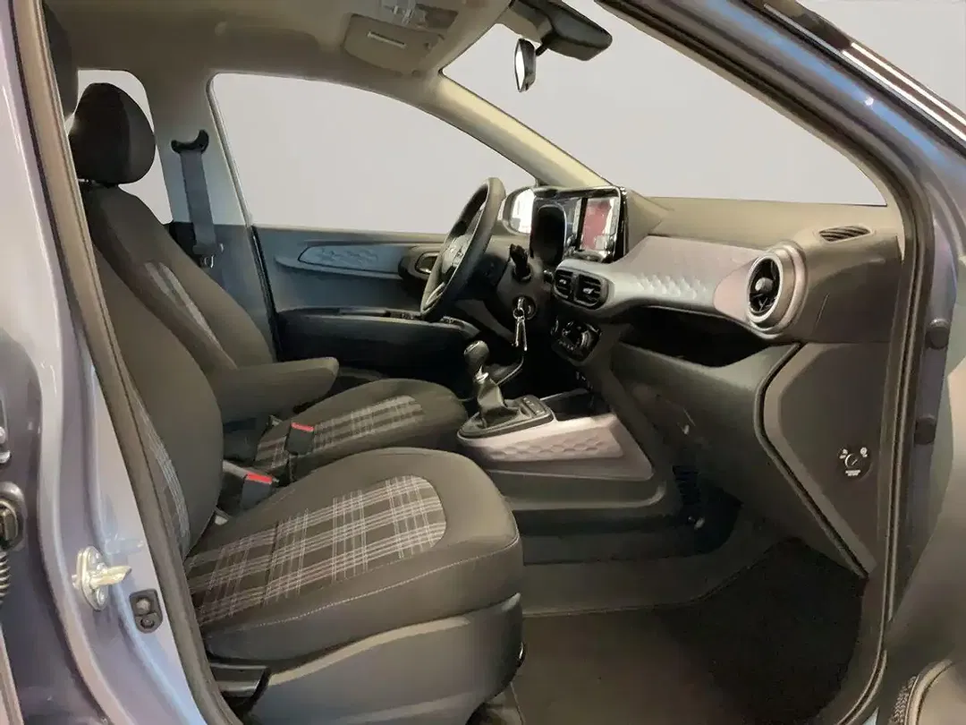 Hyundai i10 - Thumbnail 14