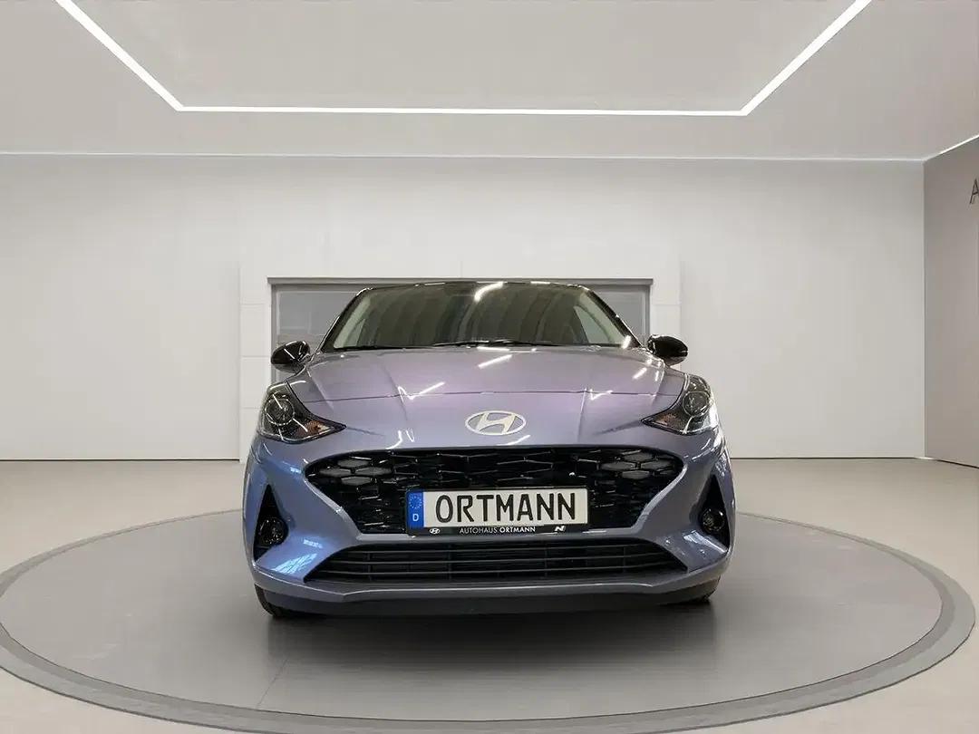 Hyundai i10 - Thumbnail 2