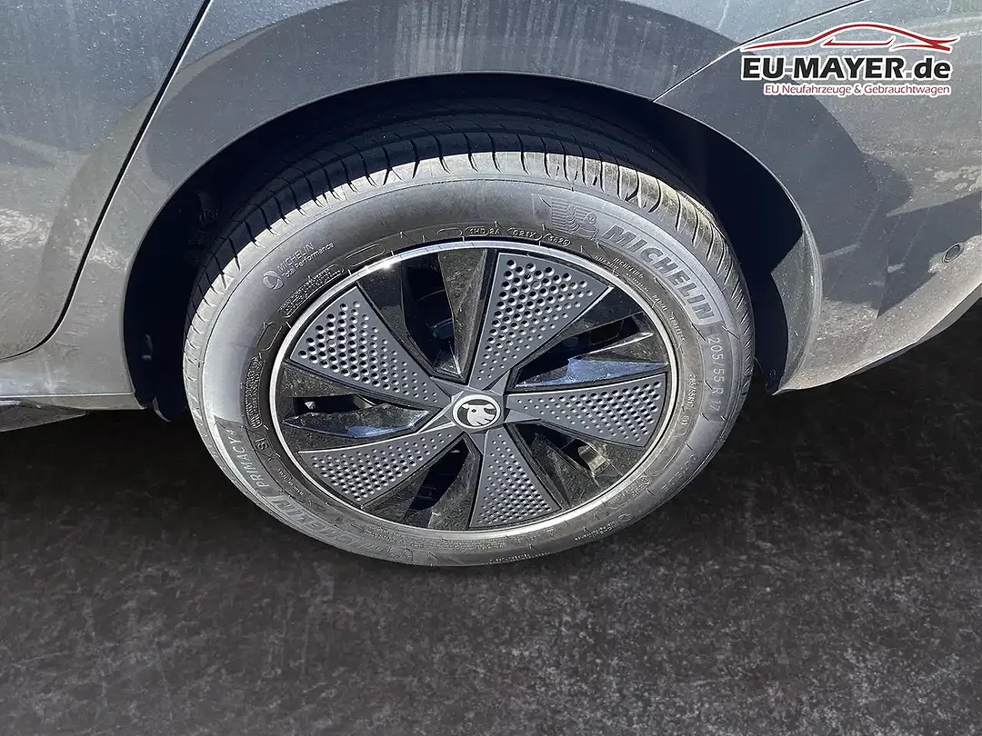 Skoda Kamiq - Thumbnail 6