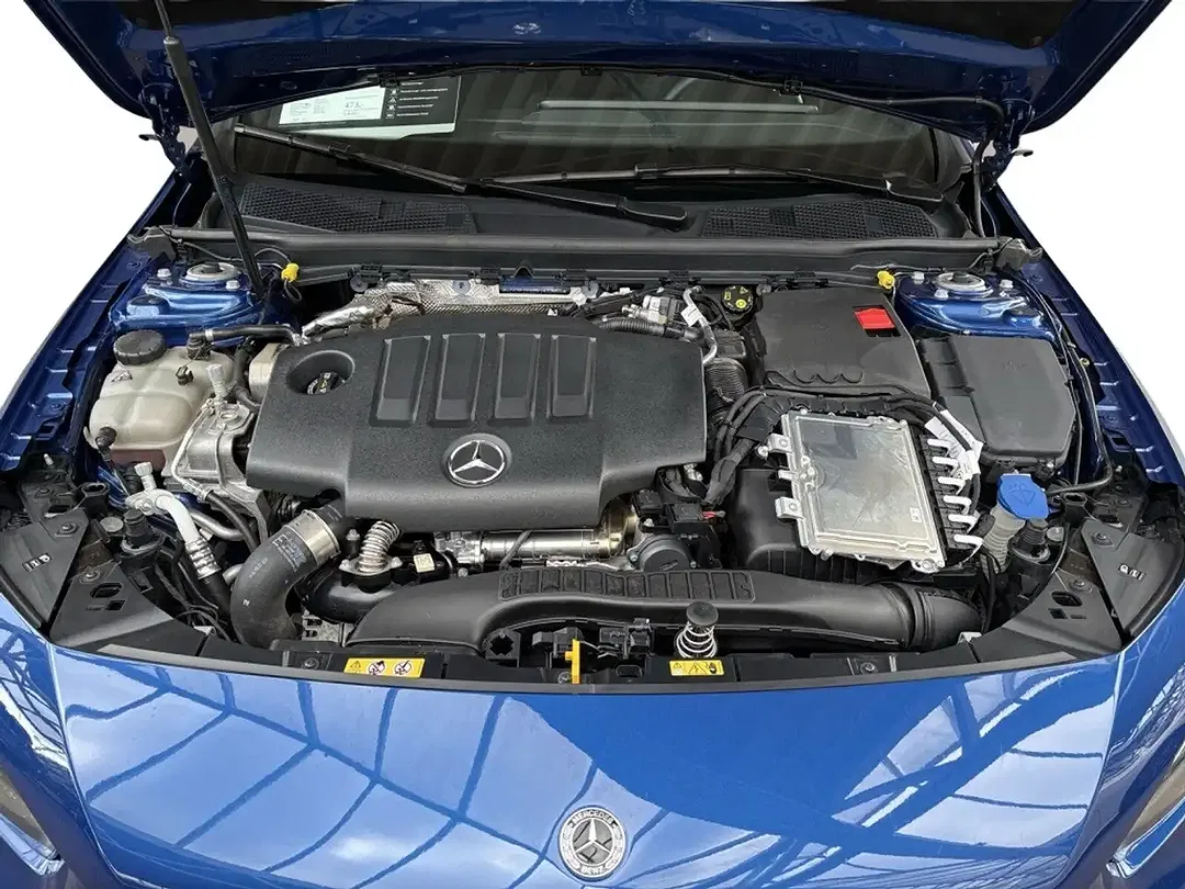 Mercedes-Benz A 220 - Thumbnail 10