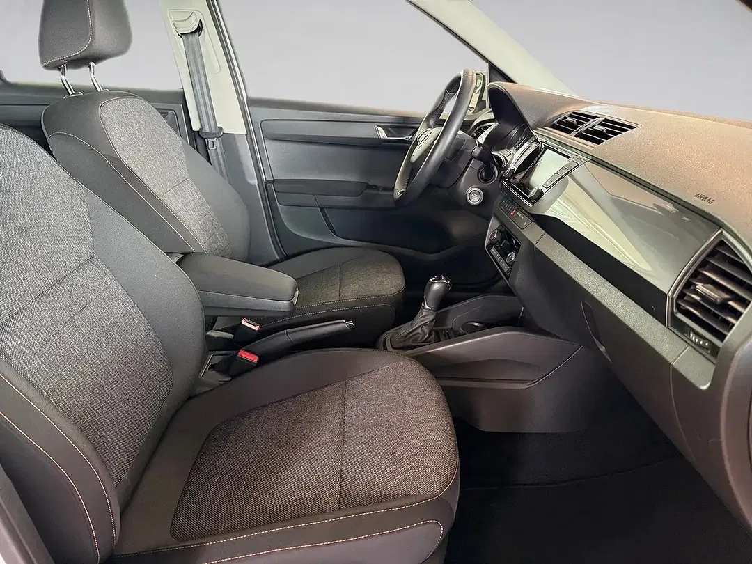 Skoda Fabia - Thumbnail 9