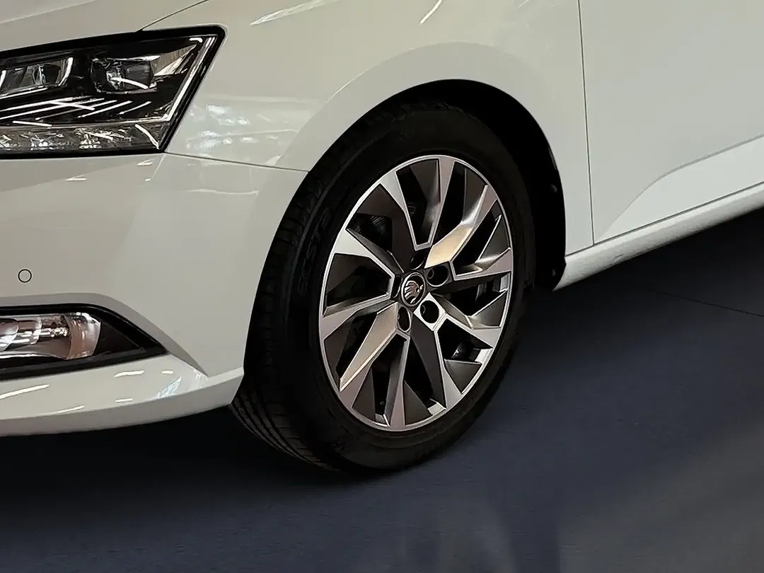 Skoda Fabia - Thumbnail 13