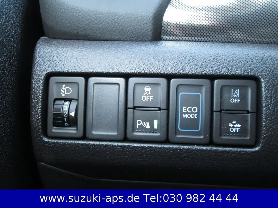 Suzuki Vitara - Thumbnail 13