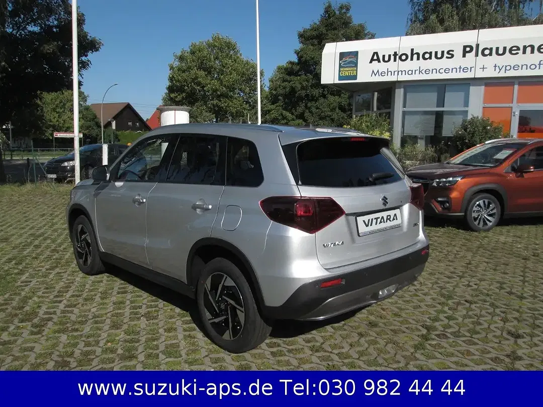 Suzuki Vitara - Thumbnail 4