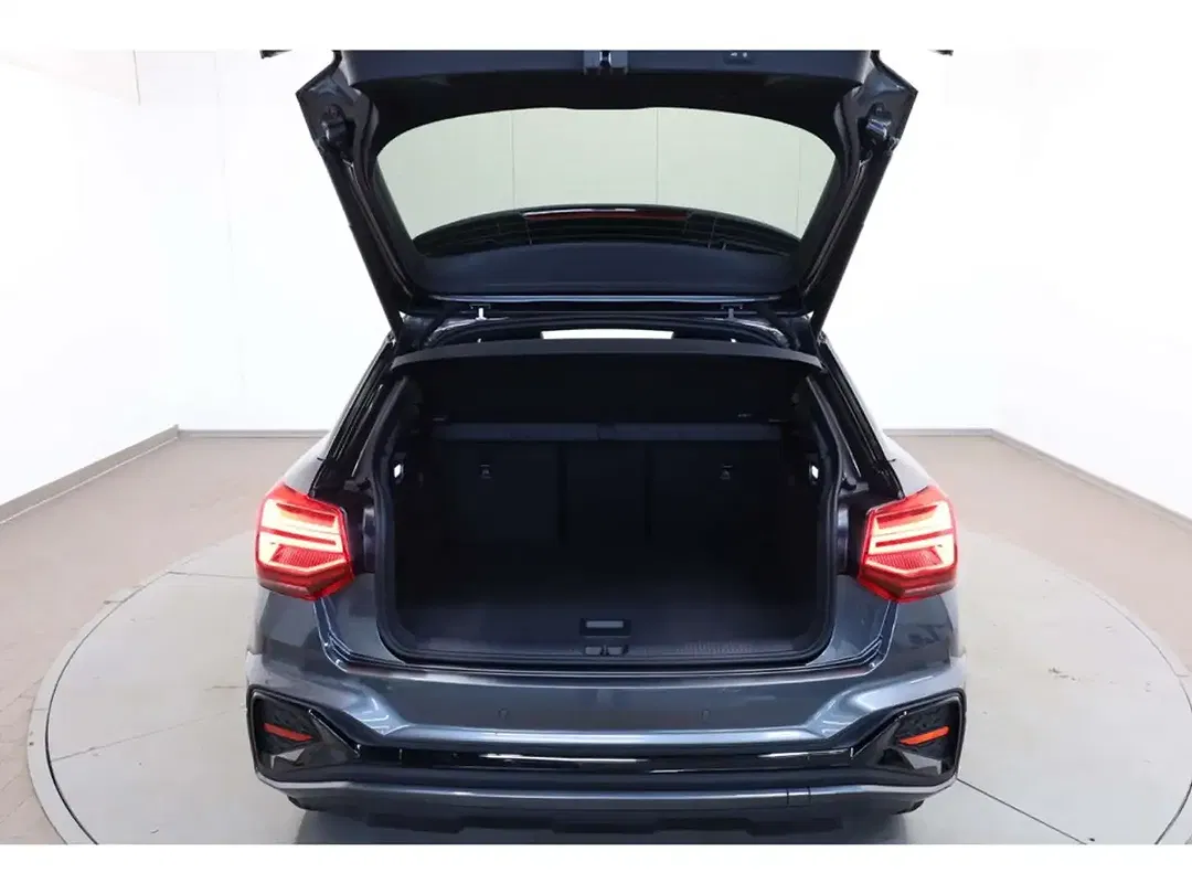 Audi Q2 - Thumbnail 11