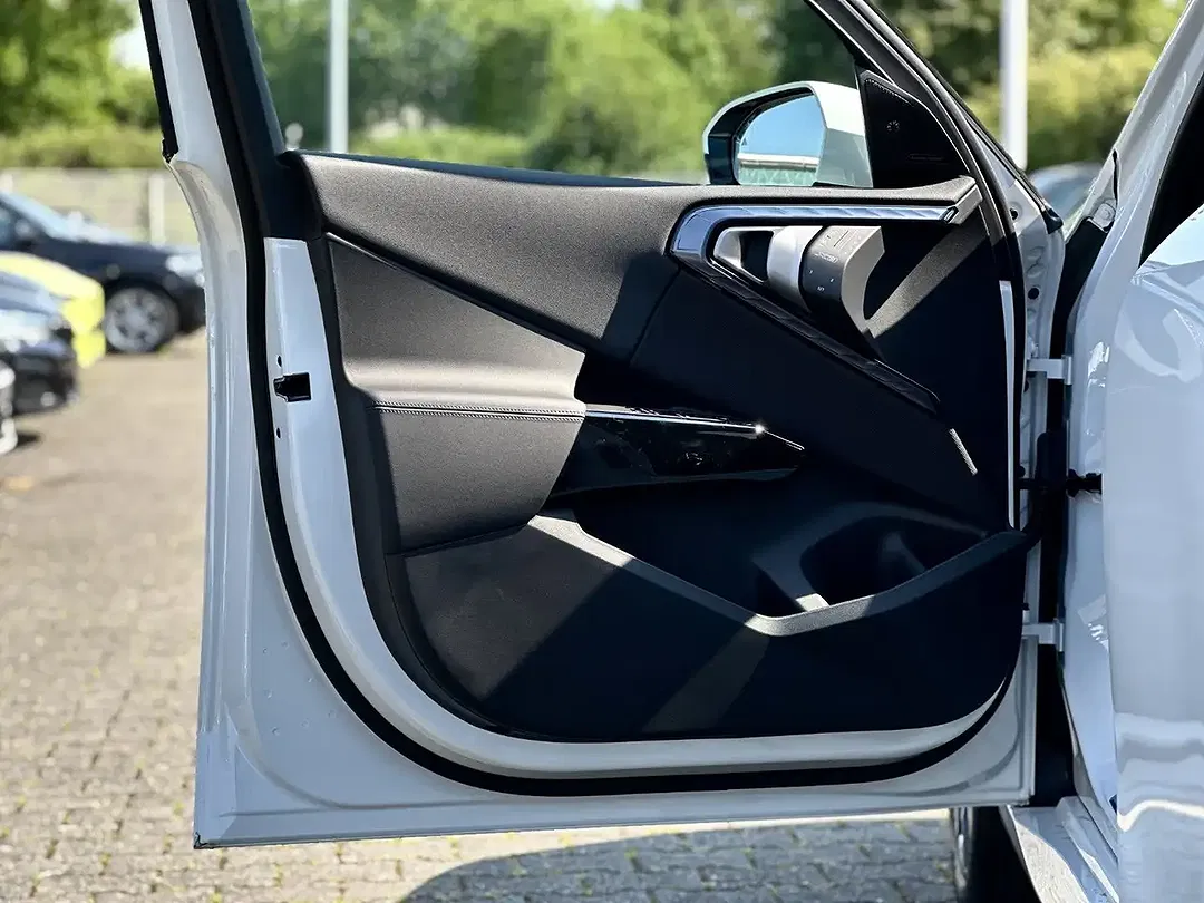 BMW X3 - Thumbnail 9