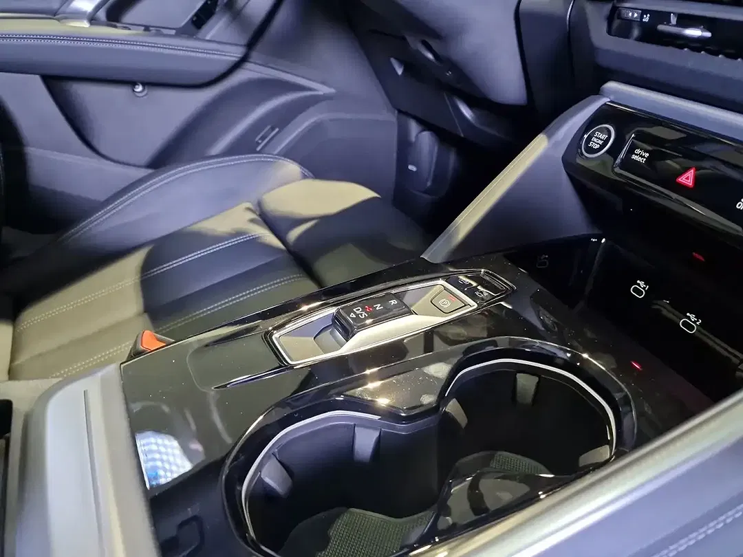 Audi Q5 - Thumbnail 9