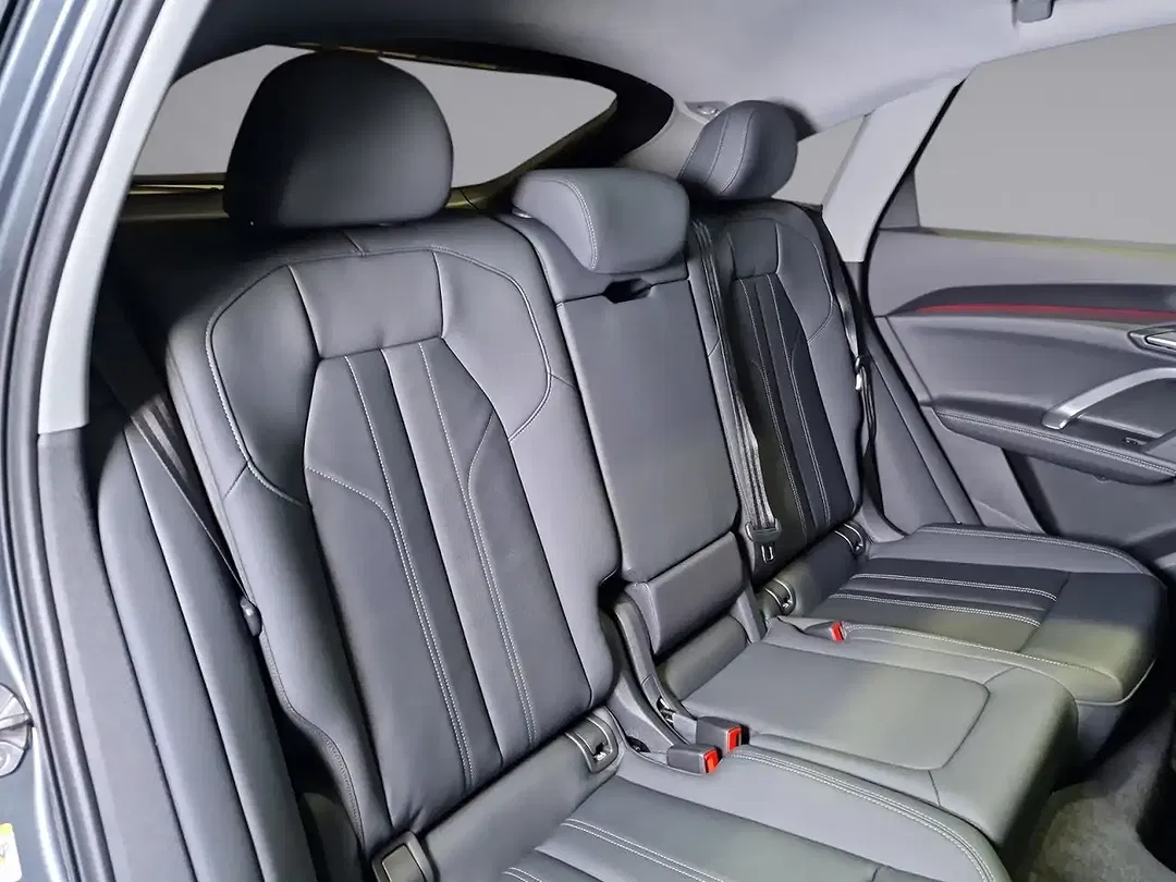 Audi Q5 - Thumbnail 11