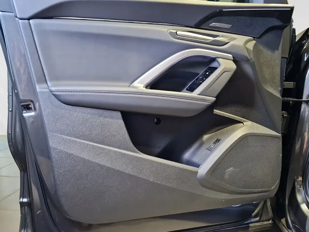 Audi Q5 - Thumbnail 12