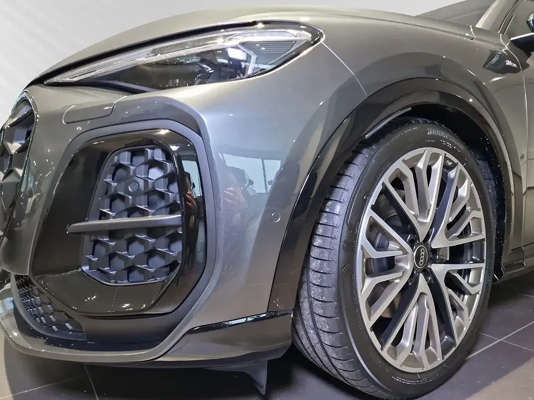 Audi Q5 - Thumbnail 5