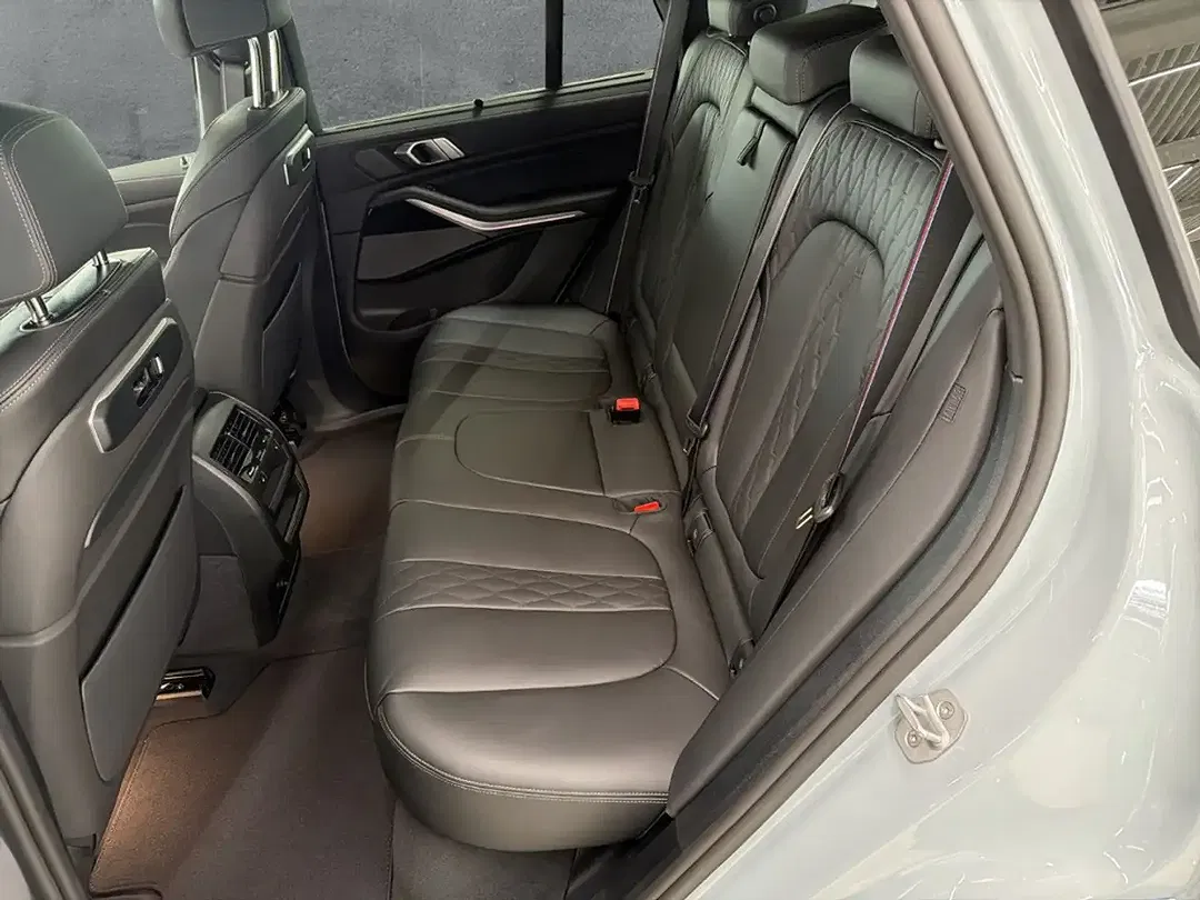 BMW X5 - Thumbnail 13