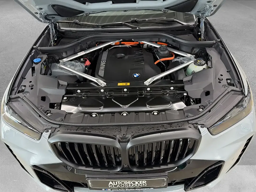 BMW X5 - Thumbnail 14