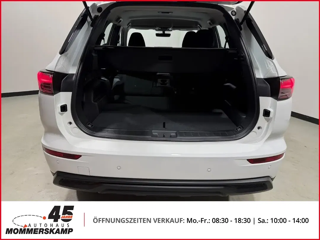 Mitsubishi Outlander - Thumbnail 14