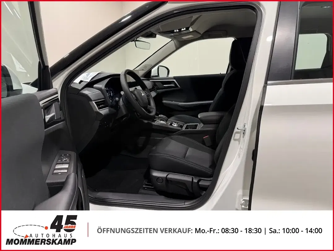 Mitsubishi Outlander - Thumbnail 6