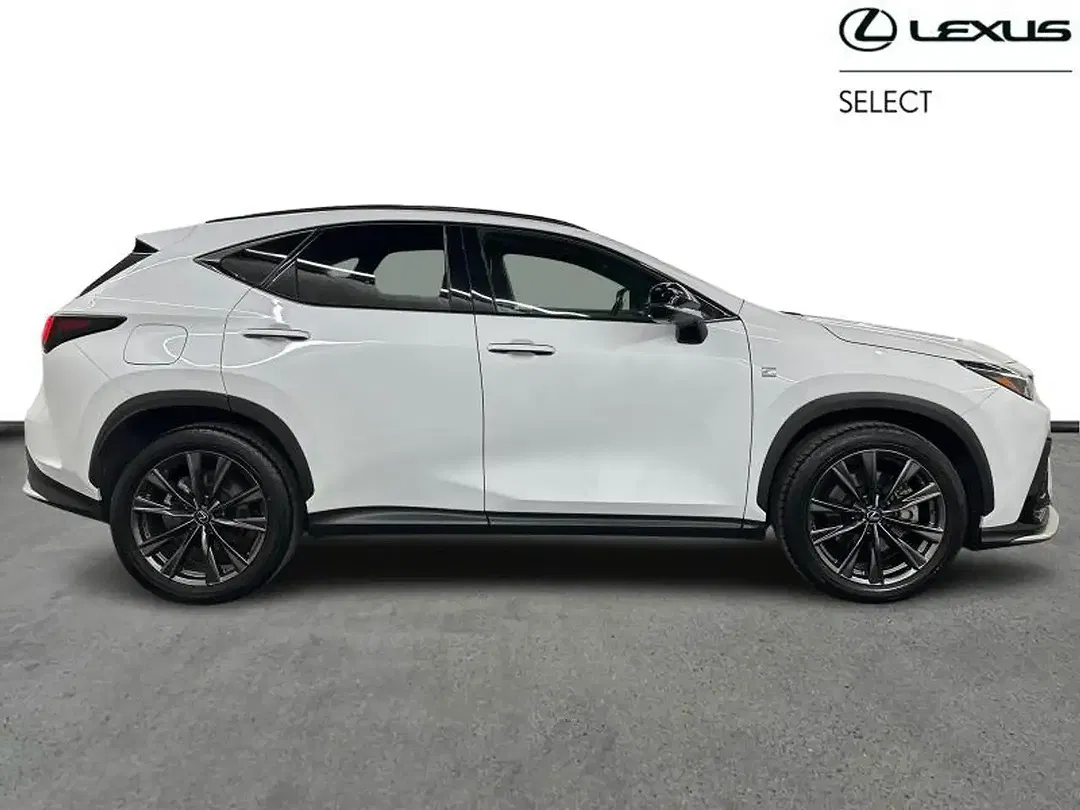 Lexus NX 450h+ - Thumbnail 14