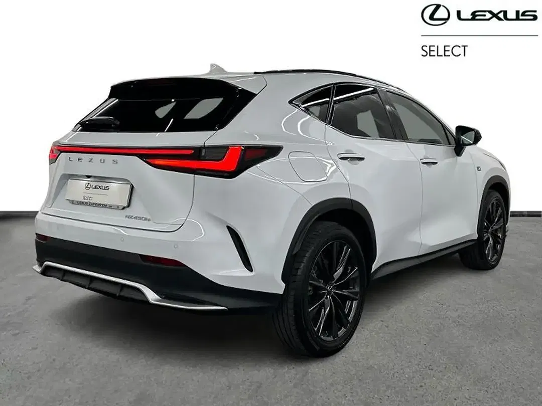 Lexus NX 450h+ - Thumbnail 15
