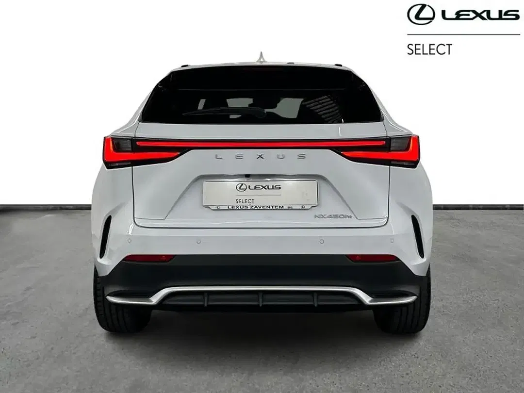 Lexus NX 450h+ - Thumbnail 4