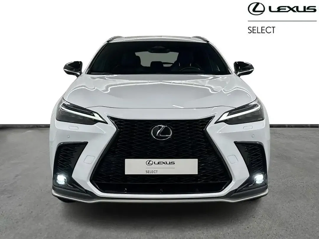 Lexus NX 450h+ - Thumbnail 5
